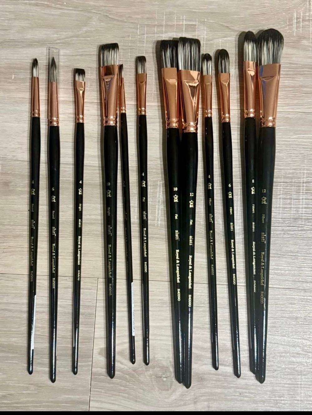 NEW Royal & Langnickel Alati Professional Acrylic Oil Paint Brushes Lot of 12